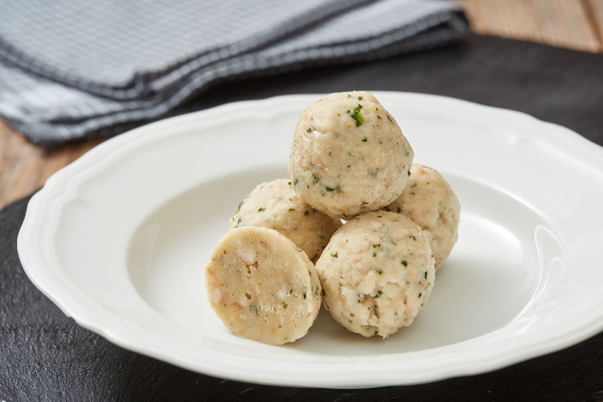 Semmelknödel 50g / 30 Stk
