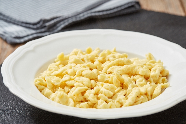 Spätzle handgeschabt  / 3 Kg